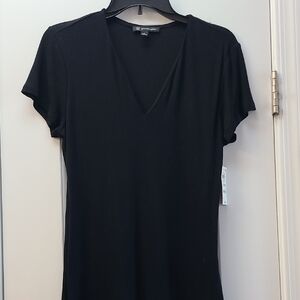 NWT! INC Women's Black V-Neck Top. Size Large Ribbed Clean Flat Collar